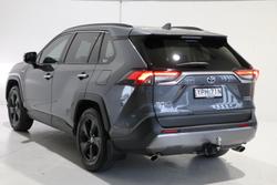 2021 Toyota
RAV4 Cruiser