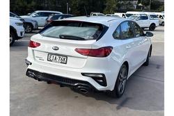 2020 Kia
Cerato Sport