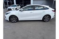 2020 Kia
Cerato Sport