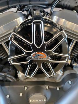 2016 Harley-davidson XC1200CX ROADSTER BLACK