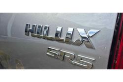 2019 Toyota
Hilux SR5