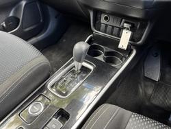 2018 Mitsubishi
                Outlander LS