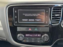2018 Mitsubishi
                Outlander LS