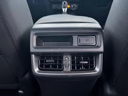 2025 Isuzu
D-MAX LS-U+