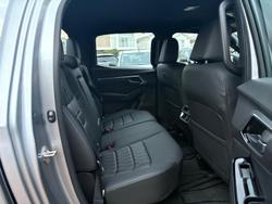 2025 Isuzu
                D-MAX LS-U+