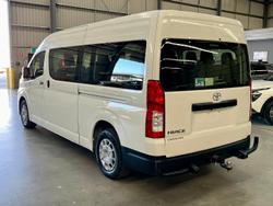 2020 Toyota Hiace Commuter GDH322R French Vanilla