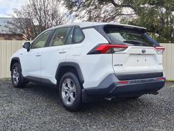 2022 Toyota
RAV4 GX