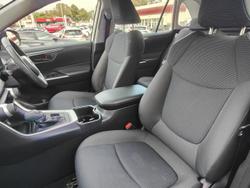 2022 Toyota
RAV4 GX