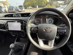 2025 Toyota Hilux