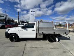 2017 Toyota
Hilux Workmate