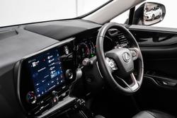 2024 Lexus
NX NX350h Luxury