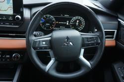 2021 Mitsubishi
Outlander Exceed Tourer