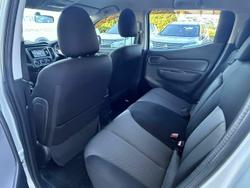 2016 Mitsubishi
Triton GLX+
