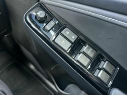 2023 Isuzu
MU-X LS-T