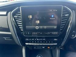 2023 Isuzu
MU-X LS-T