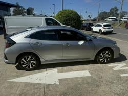 2018 Honda
Civic VTi-S