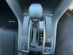 2018 Honda
Civic VTi-S