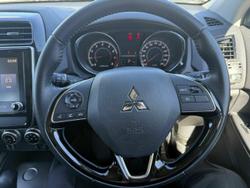2020 Mitsubishi
ASX ES
