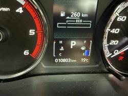 2023 Mitsubishi
Triton GLX+