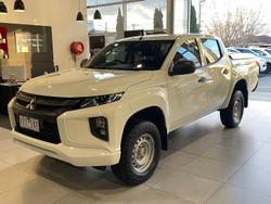 2021 Mitsubishi
Triton GLX