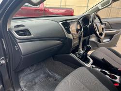 2022 Mitsubishi
Triton GLS