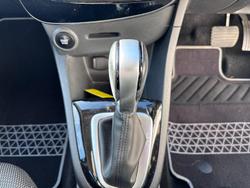 2017 Renault
Clio Zen