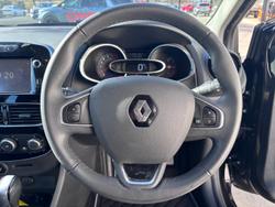 2017 Renault
Clio Zen
