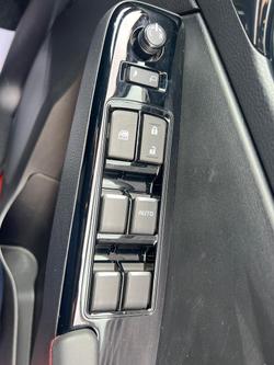 2024 Isuzu
D-MAX X-TERRAIN