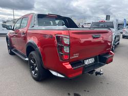 2024 Isuzu
D-MAX X-TERRAIN