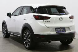 2018 Mazda
CX-3 sTouring