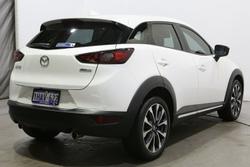 2018 Mazda
CX-3 sTouring