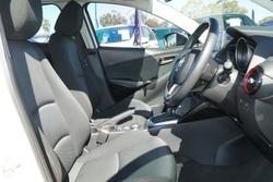 2016 Mazda
2 Maxx
