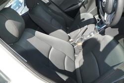 2016 Mazda
2 Maxx