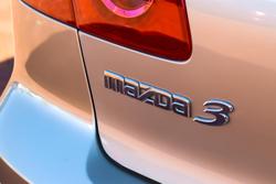 2005 Mazda
3 Neo