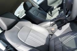 2024 Honda
ZR-V e:HEV LX