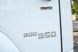 2025 Isuzu Fyh FYH300-350 Auto