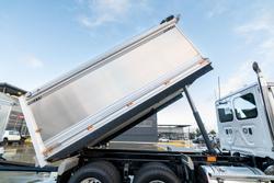 2024 Freightliner Cascadia 126 Tipper White