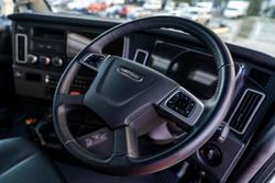 2024 Freightliner Cascadia 126 Tipper White