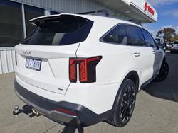 2024 Kia
Sorento GT-Line