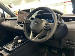 2025 Toyota Corolla Cross Atmos MXGH15R 4X4 On Demand Stunning Silver