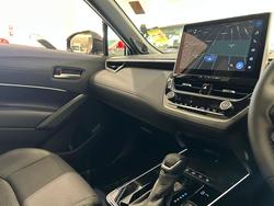 2025 Toyota Corolla Cross Atmos MXGH15R 4X4 On Demand Stunning Silver