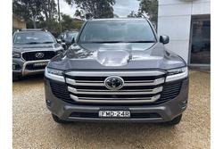 2024 Toyota
Landcruiser VX