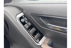 2024 Toyota
Landcruiser VX