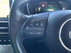 2021 MG
HS PHEV Essence