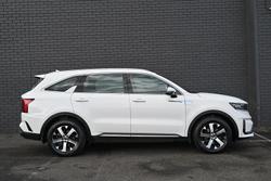 2022 Kia
                Sorento Sport