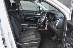 2022 Kia
                Sorento Sport