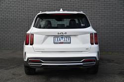 2022 Kia
                Sorento Sport
