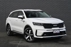 2022 Kia
                Sorento Sport