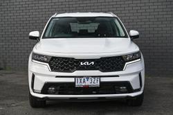 2022 Kia
                Sorento Sport
