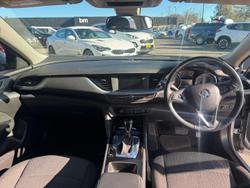 2018 Holden
Commodore LT